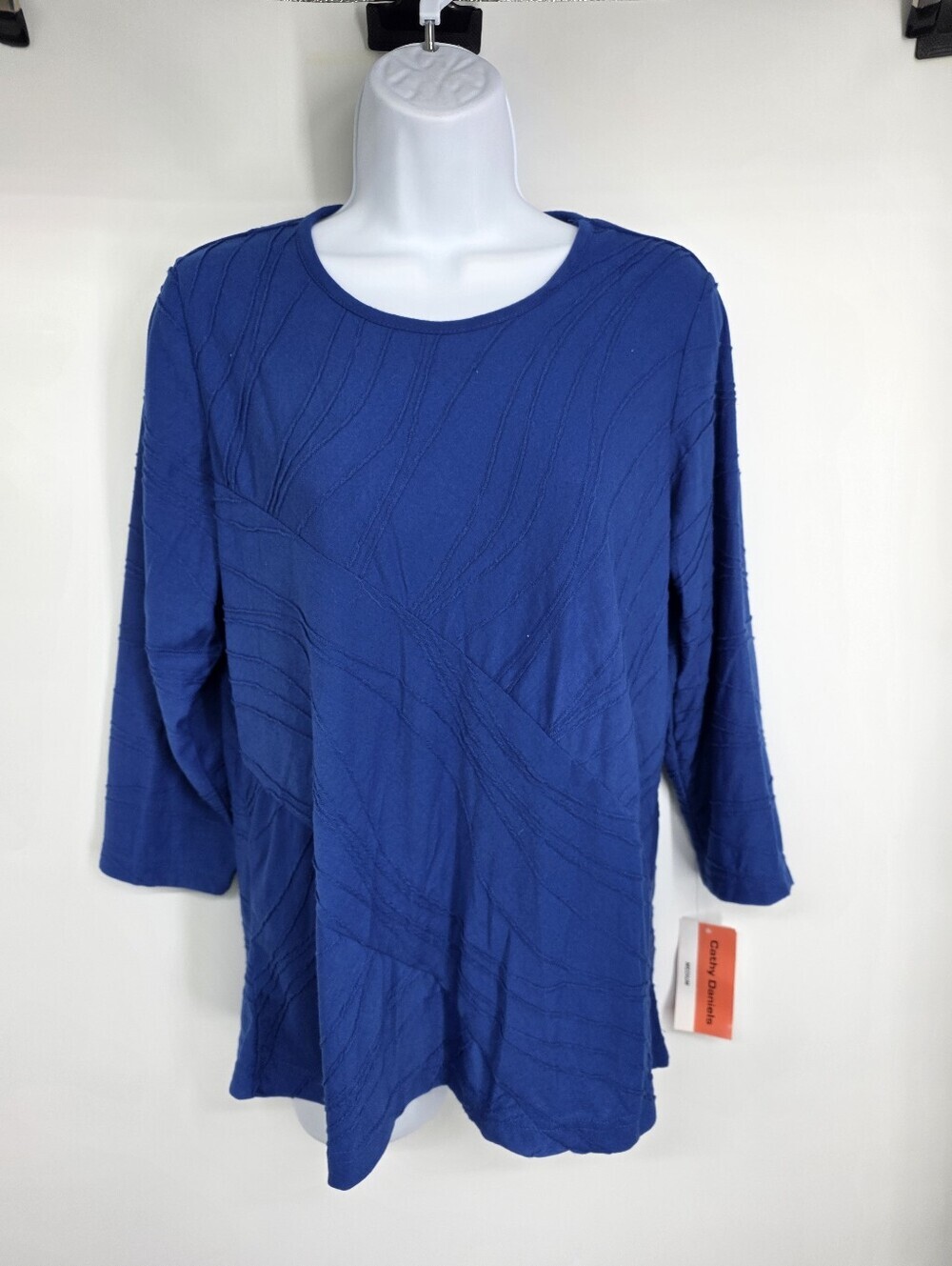 Cathy Daniels Top Womens Medium M Blue Textured 3/4 Sleeve Crew Neck New NWT